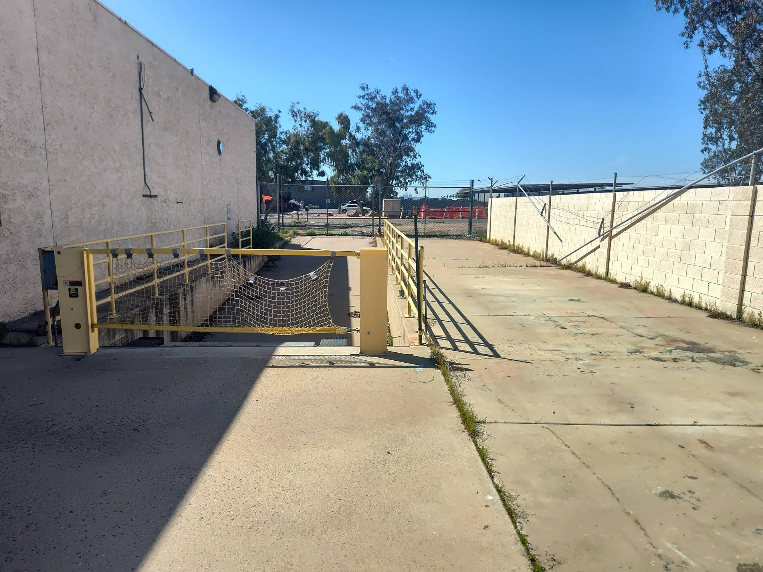 Splendid Industrial Building